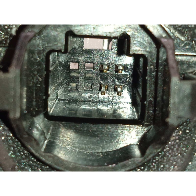 Recambio de cerradura puerta trasera derecha para renault arkana 1.3 referencia OEM IAM 825027318R  