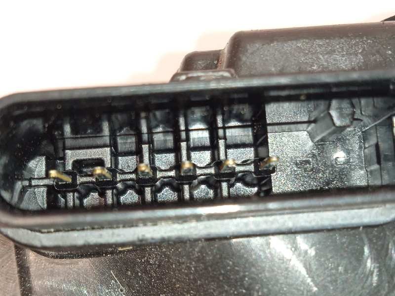 Recambio de cerradura puerta delantera derecha para volvo v40 kinetic referencia OEM IAM 31301422  