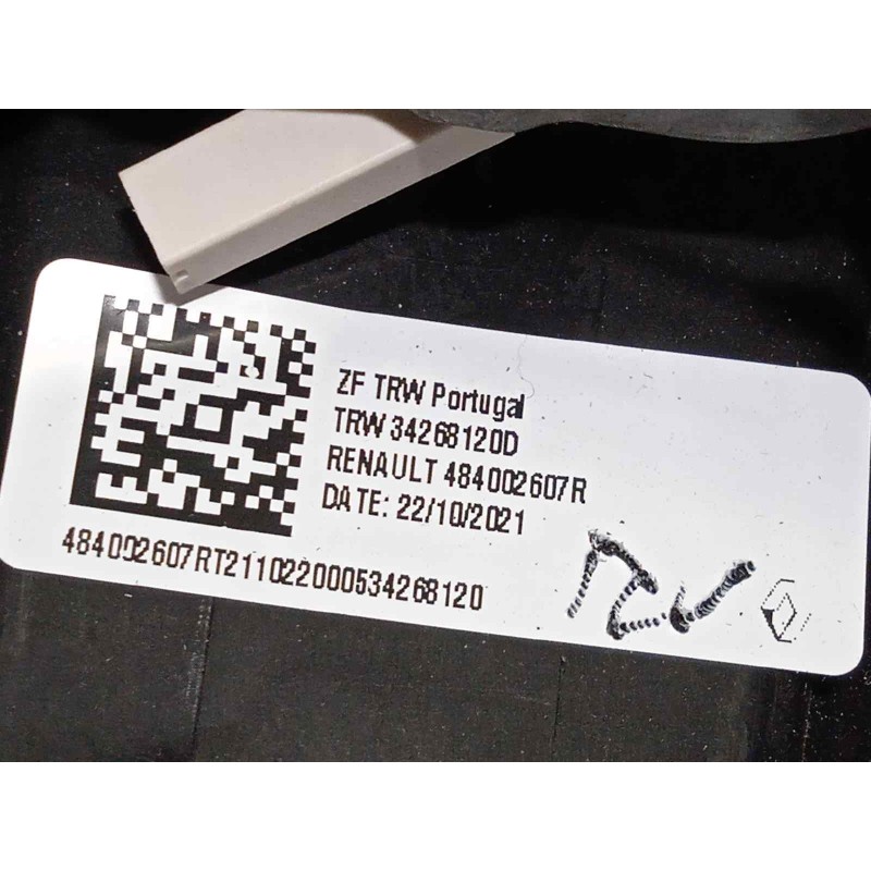 Recambio de volante para renault captur ii referencia OEM IAM 484002607R  