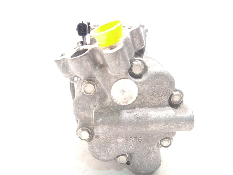 Recambio de compresor aire acondicionado para renault arkana 1.3 referencia OEM IAM 926004536R  SNC12