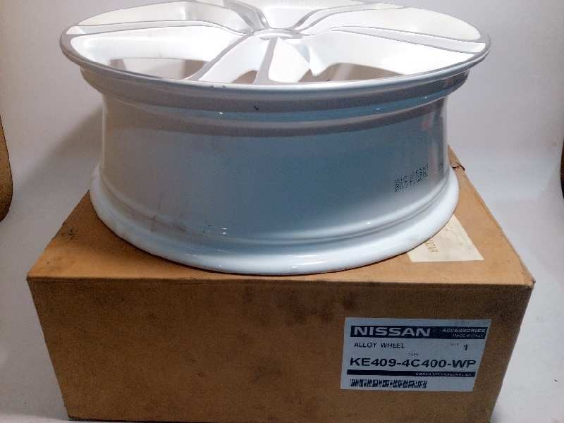 Recambio de llanta para nissan qashqai (j11) acenta referencia OEM IAM KE4094C400WP  