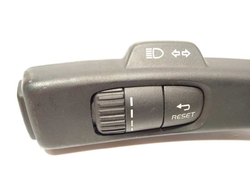 Recambio de mando luces para volvo v40 kinetic referencia OEM IAM 31327904  