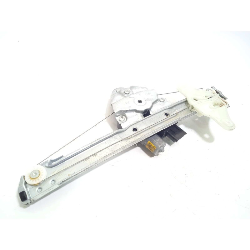 Recambio de elevalunas trasero derecho para renault arkana 1.3 referencia OEM IAM 827201313R  827301713R