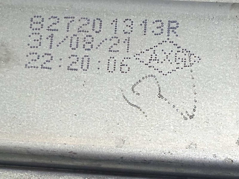 Recambio de elevalunas trasero derecho para renault arkana 1.3 referencia OEM IAM 827201313R  827301713R