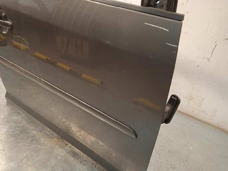 Recambio de puerta delantera derecha para volkswagen touran (1t2) 1.9 tdi referencia OEM IAM 1T0831056AA  