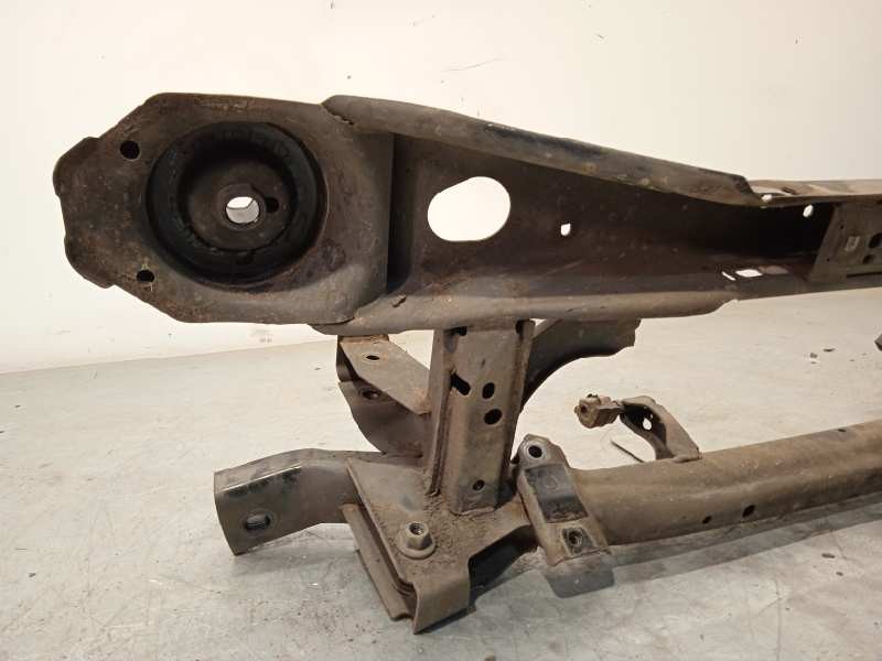 Recambio de puente trasero para volvo v40 kinetic referencia OEM IAM 31406223  