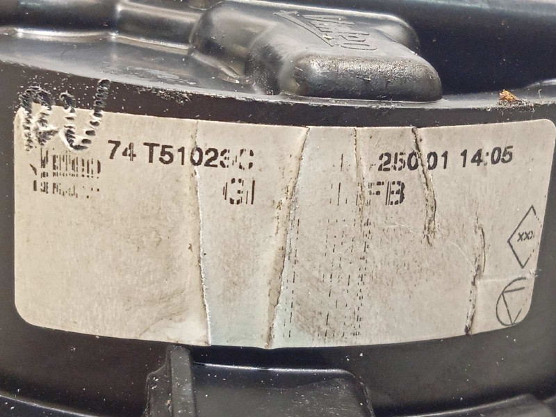 Recambio de motor calefaccion para renault arkana 1.3 referencia OEM IAM 74T51023C  