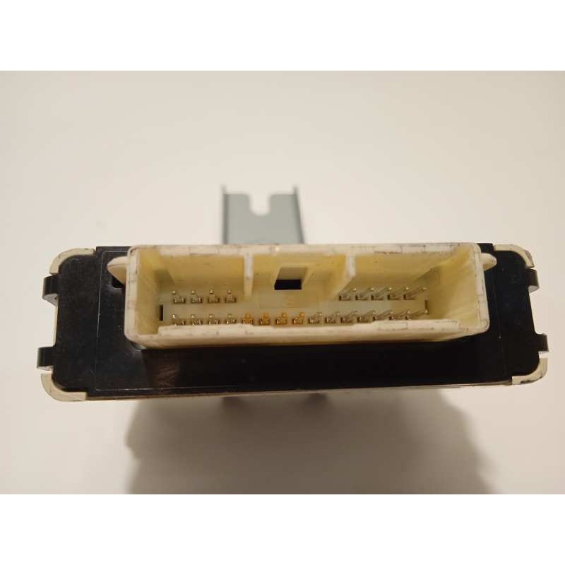 Recambio de modulo electronico para toyota gt 86 sport referencia OEM IAM 84051CA020  