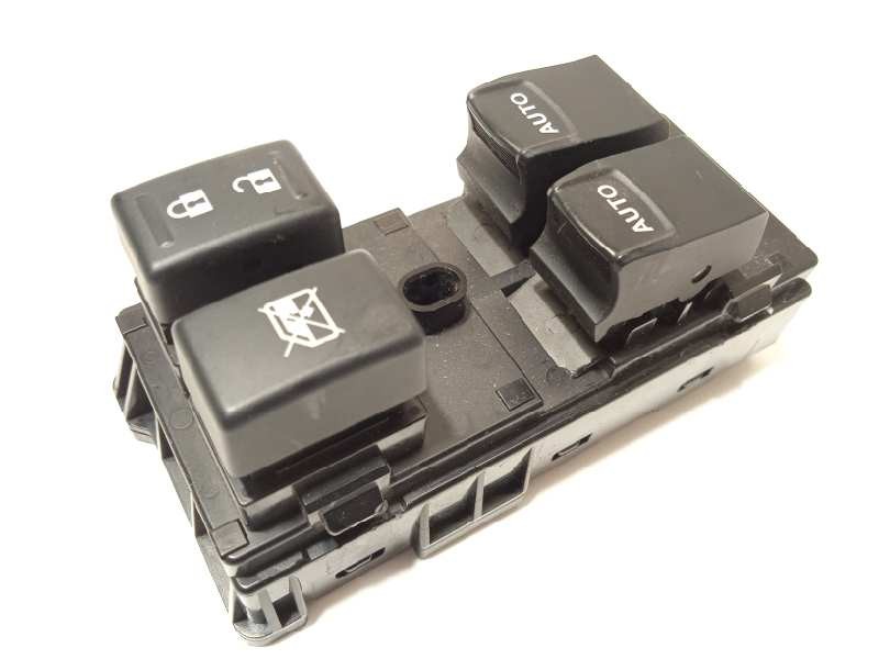 Recambio de mando elevalunas delantero izquierdo para toyota gt 86 sport referencia OEM IAM 83071CA013  