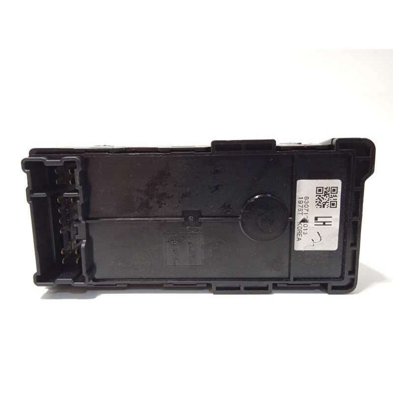 Recambio de mando elevalunas delantero izquierdo para toyota gt 86 sport referencia OEM IAM 83071CA013  