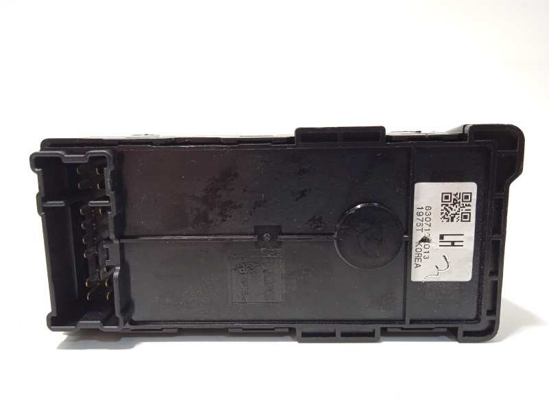 Recambio de mando elevalunas delantero izquierdo para toyota gt 86 sport referencia OEM IAM 83071CA013  