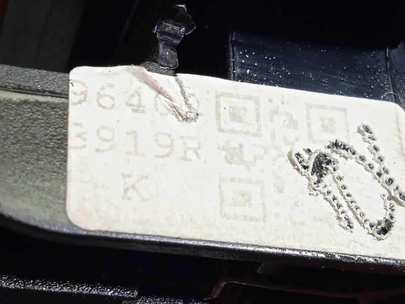 Recambio de parasol derecho para renault arkana 1.3 referencia OEM IAM 964003919R  