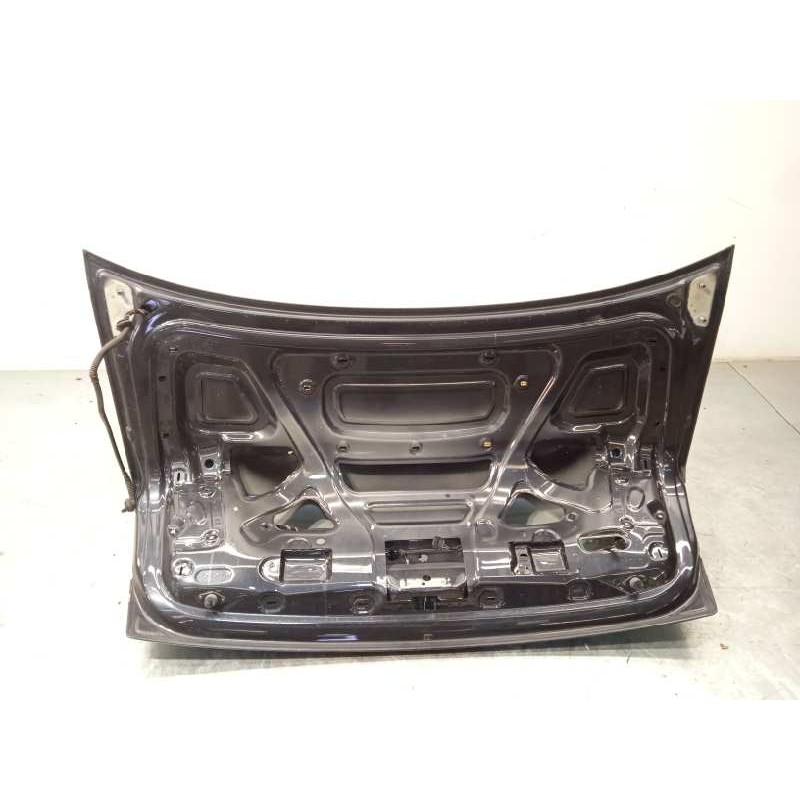 Recambio de tapa maletero para audi a8 (4e2) 3.0 tdi quattro referencia OEM IAM 4E0827023A  