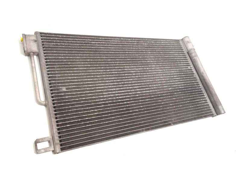 Recambio de condensador / radiador aire acondicionado para fiat fiorino básico referencia OEM IAM 51931470  