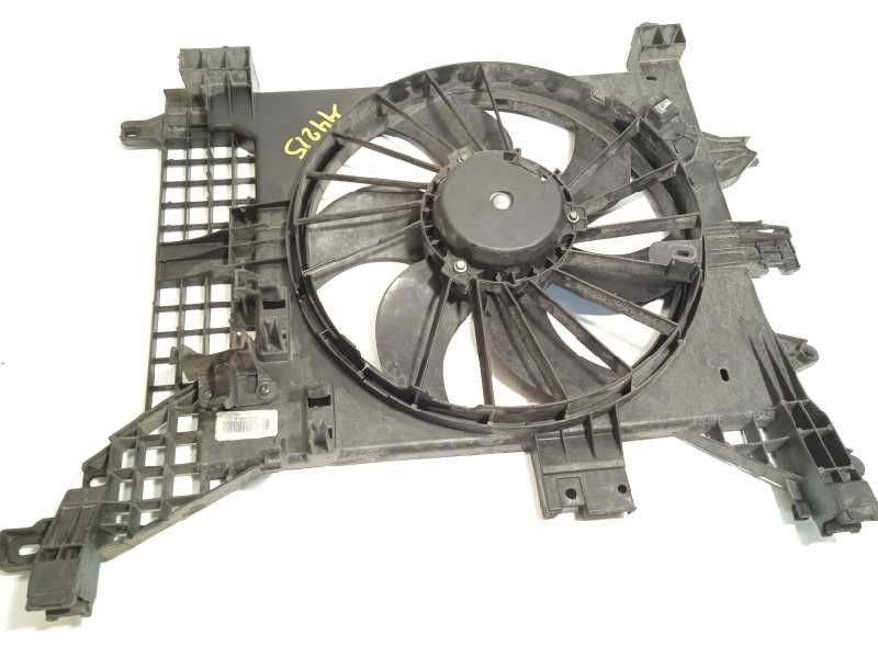Recambio de electroventilador para dacia duster 1.5 dci diesel cat referencia OEM IAM 8200880555  