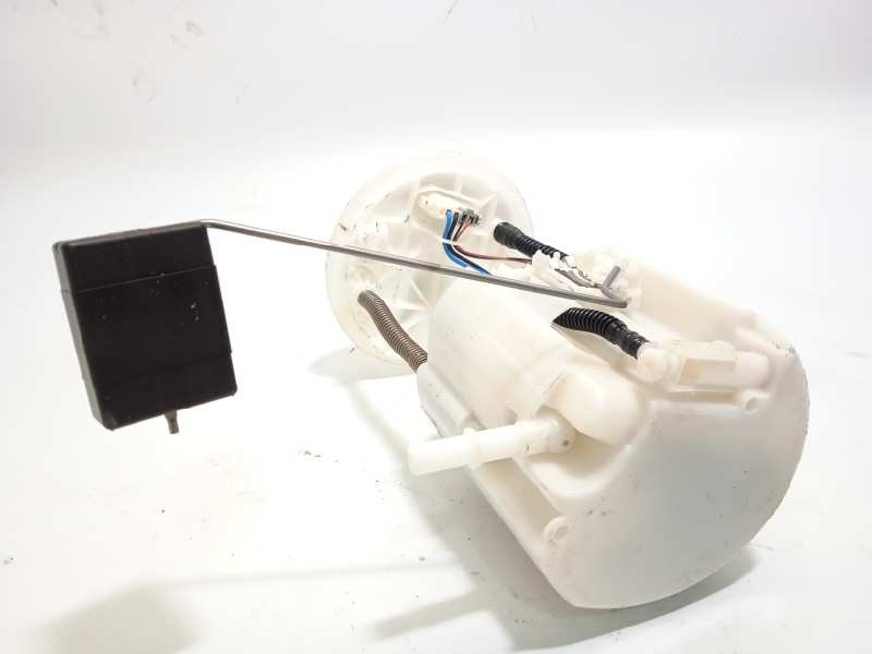 Recambio de bomba combustible para mazda cx-5 2.0 cat referencia OEM IAM PE1A1335X  