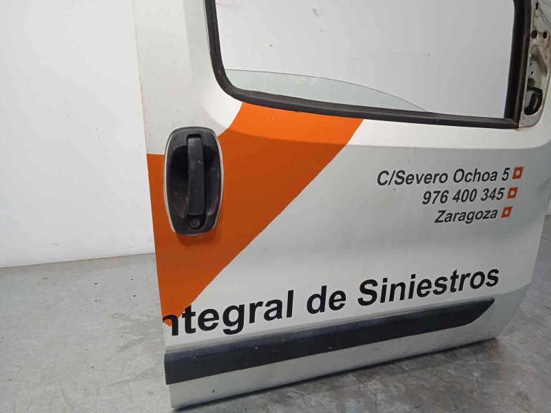 Recambio de puerta delantera derecha para fiat fiorino básico referencia OEM IAM 1361948080  