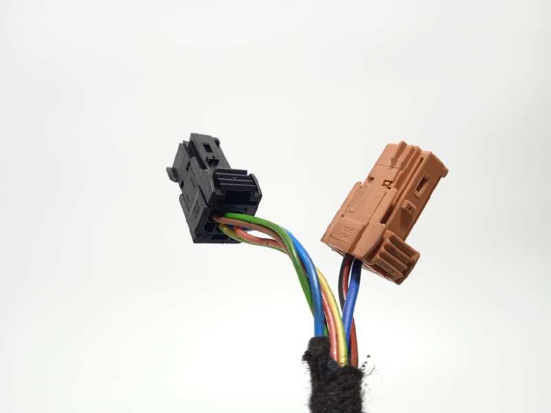 Recambio de retrovisor izquierdo para citroën c4 berlina exclusive referencia OEM IAM 8149YR  