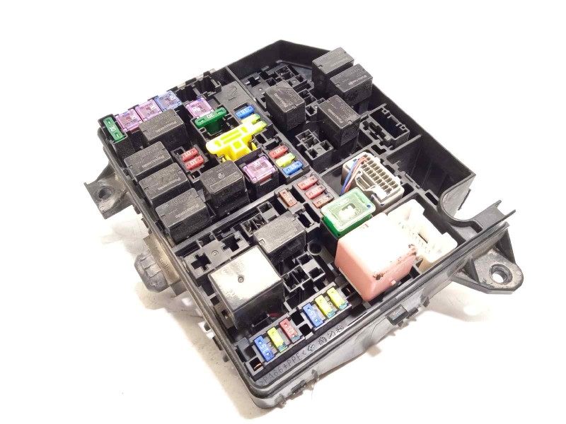 Recambio de caja reles / fusibles para mitsubishi eclipse cross motion 2wd referencia OEM IAM 8565A441  