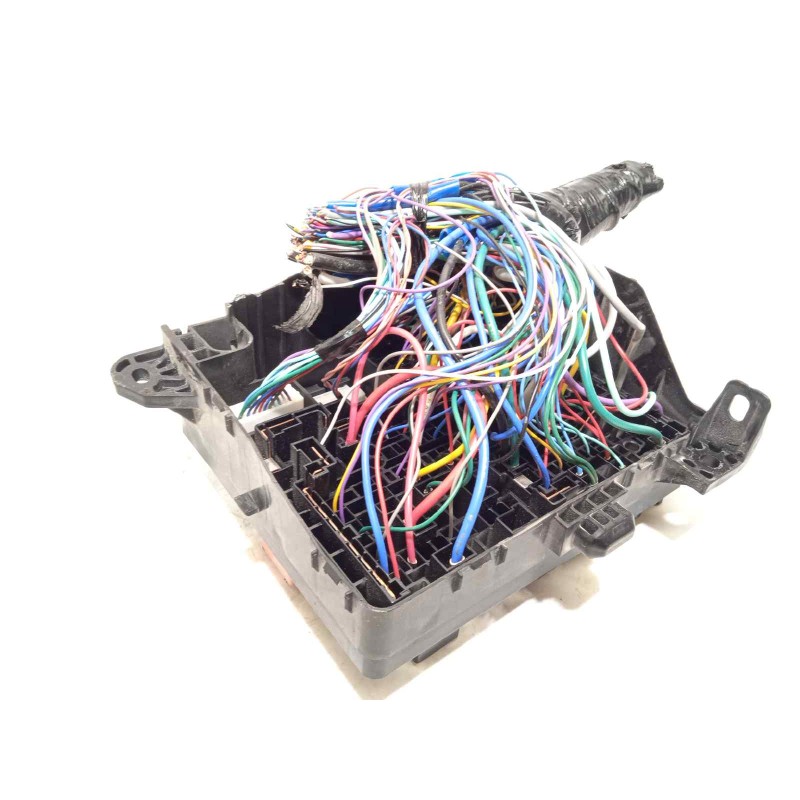 Recambio de caja reles / fusibles para mitsubishi eclipse cross motion 2wd referencia OEM IAM 8565A441  