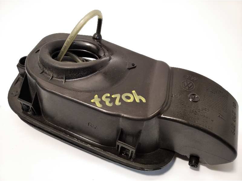 Recambio de tapa exterior combustible para volkswagen touareg (7p5) 3.0 v6 tdi referencia OEM IAM 7P6809857  7P6809857A