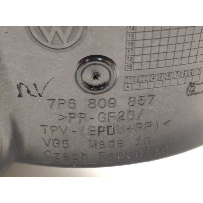 Recambio de tapa exterior combustible para volkswagen touareg (7p5) 3.0 v6 tdi referencia OEM IAM 7P6809857  7P6809857A
