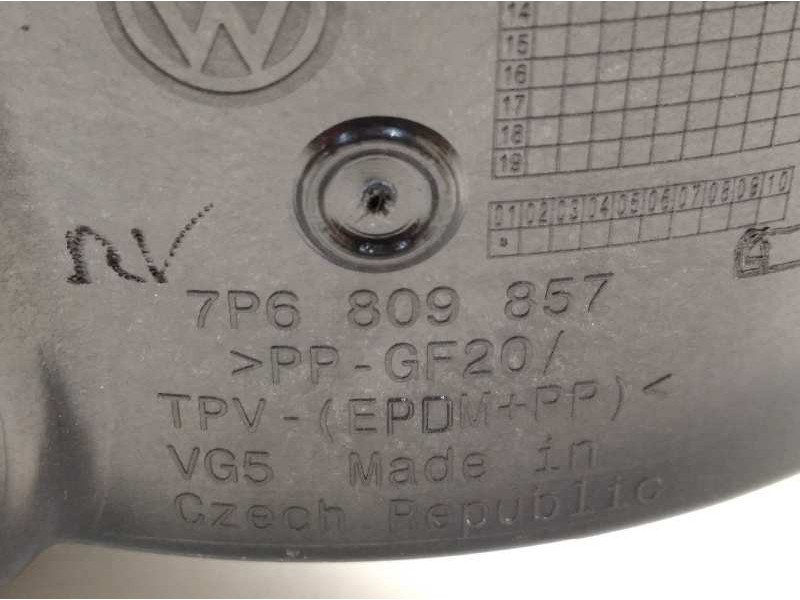 Recambio de tapa exterior combustible para volkswagen touareg (7p5) 3.0 v6 tdi referencia OEM IAM 7P6809857  7P6809857A