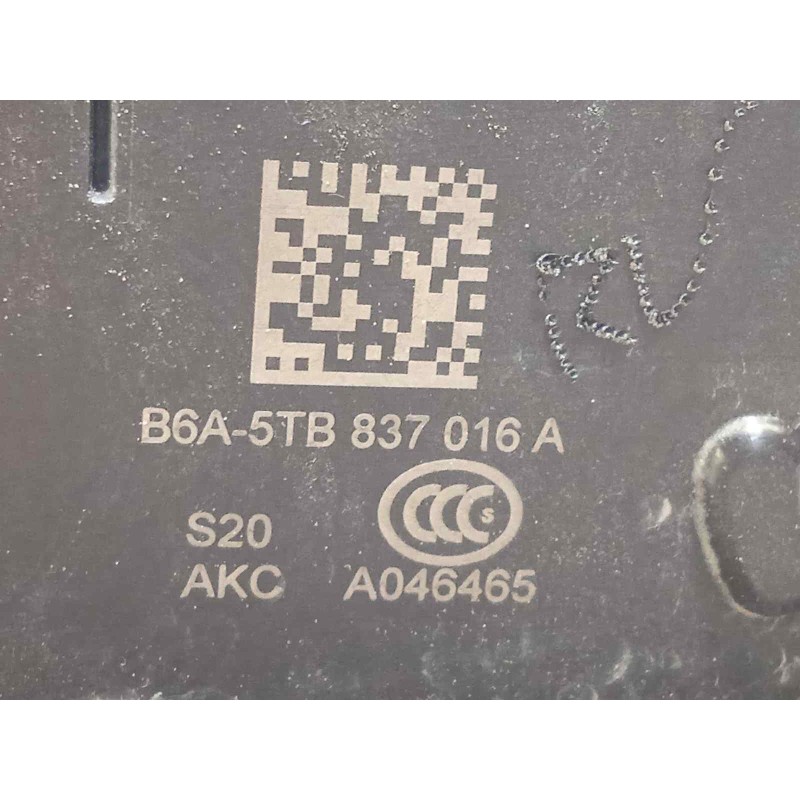 Recambio de cerradura puerta delantera derecha para seat ibiza (kj1) style referencia OEM IAM 5TB837016A  