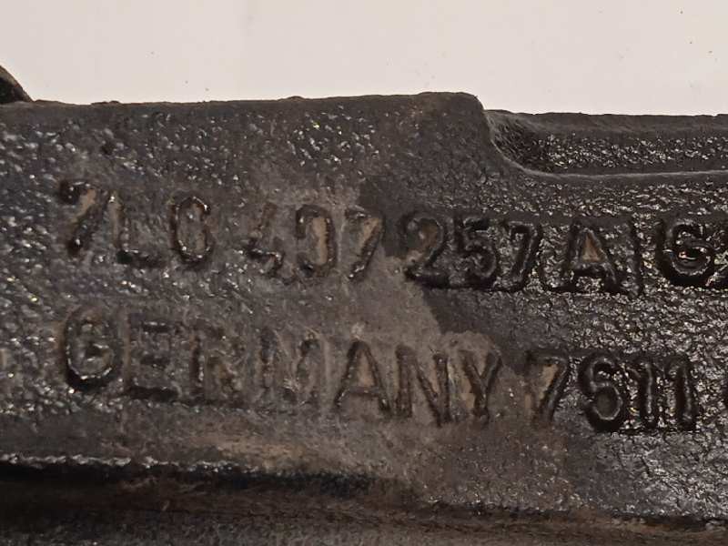 Recambio de mangueta delantera izquierda para volkswagen touareg (7la) tdi v10 referencia OEM IAM 7L6407257A  