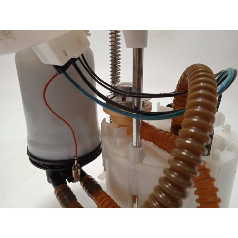 Recambio de bomba combustible para bmw serie 1 lim. (f20) 118i referencia OEM IAM 7243974 16117243974 0580200327