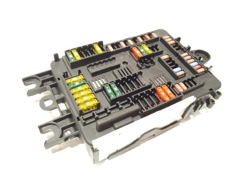 Recambio de caja reles / fusibles para bmw serie 1 lim. (f20) 118i referencia OEM IAM 9337881 61149259466 61149337881
