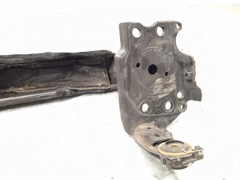 Recambio de refuerzo paragolpes delantero para volkswagen touareg (7la) tdi v10 referencia OEM IAM 7L0807109E  