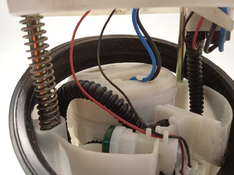 Recambio de bomba combustible para toyota gt 86 sport referencia OEM IAM 42021CA000  