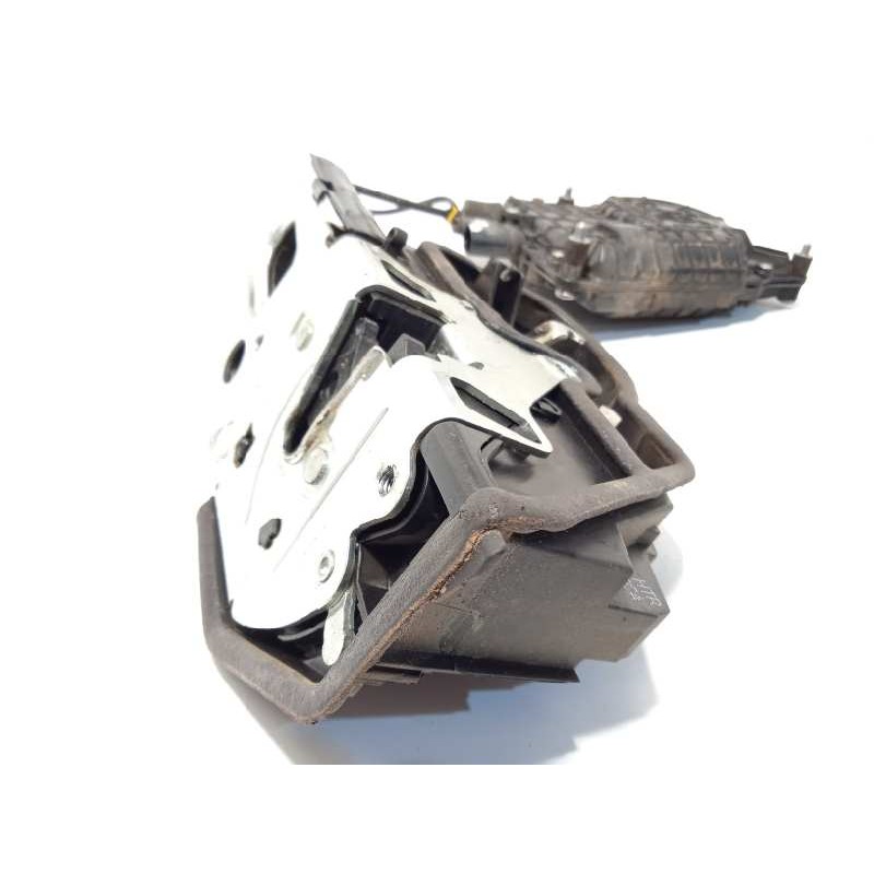 Recambio de cerradura puerta trasera derecha para bmw serie 7 (f01/f02) 730ld referencia OEM IAM 7185688  51227185688