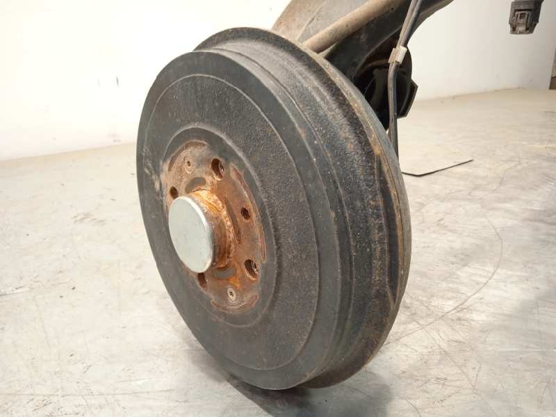 Recambio de puente trasero para opel corsa e business referencia OEM IAM 39010958  