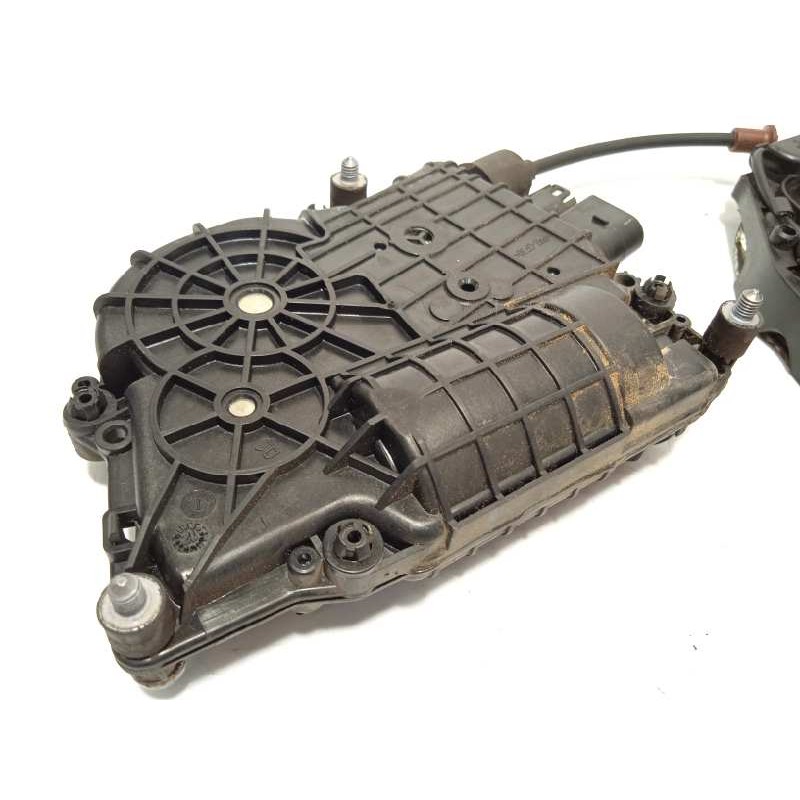 Recambio de cerradura puerta trasera izquierda para bmw serie 7 (f01/f02) 730ld referencia OEM IAM 7185687  