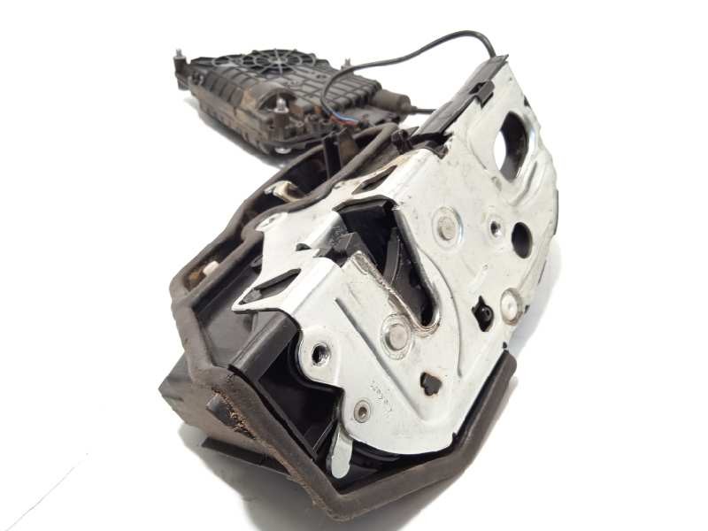 Recambio de cerradura puerta trasera izquierda para bmw serie 7 (f01/f02) 730ld referencia OEM IAM 7185687  