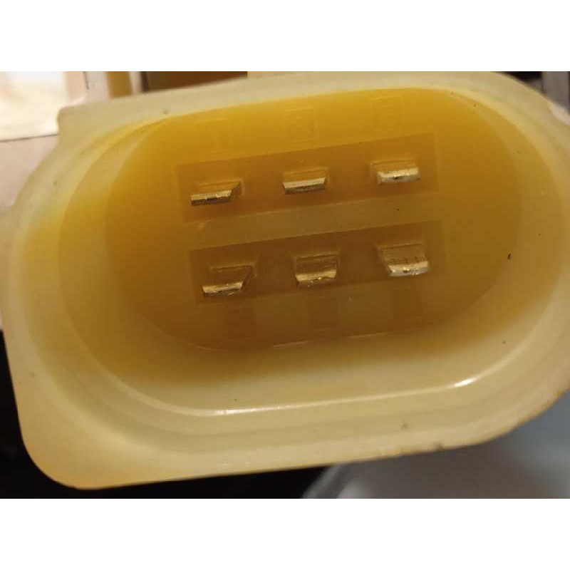 Recambio de elevalunas trasero derecho para bmw serie 7 (f01/f02) 730ld referencia OEM IAM 7046032  67627046032