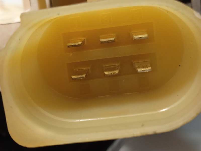 Recambio de elevalunas trasero derecho para bmw serie 7 (f01/f02) 730ld referencia OEM IAM 7046032  67627046032