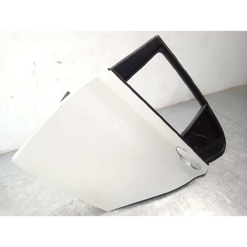 Recambio de puerta trasera izquierda para bmw serie 1 lim. (f20) 118i referencia OEM IAM 41527284515  41525A2A397