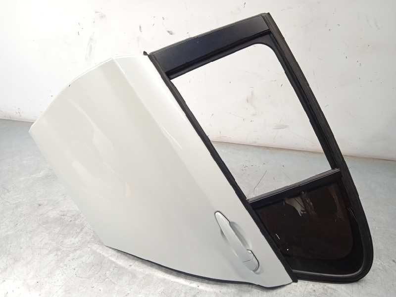 Recambio de puerta trasera izquierda para bmw serie 1 lim. (f20) 118i referencia OEM IAM 41527284515  41525A2A397