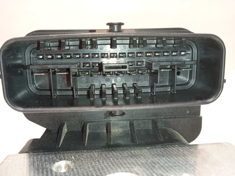 Recambio de abs para toyota corolla (e21) referencia OEM IAM 4451012600 11304041340 8954112E30