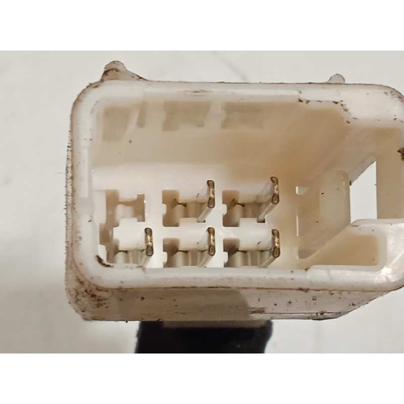 Recambio de elevalunas delantero izquierdo para lexus rx300 (mcu15) 3.0 v6 24v cat referencia OEM IAM 8572048020  