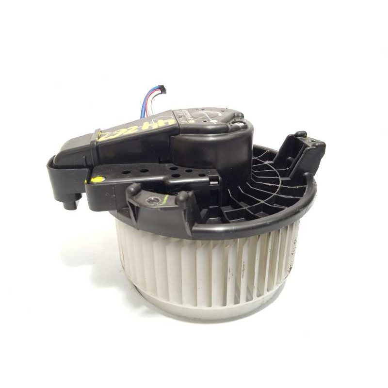 Recambio de motor calefaccion para toyota auris luna+ referencia OEM IAM 2727008103  8710302150