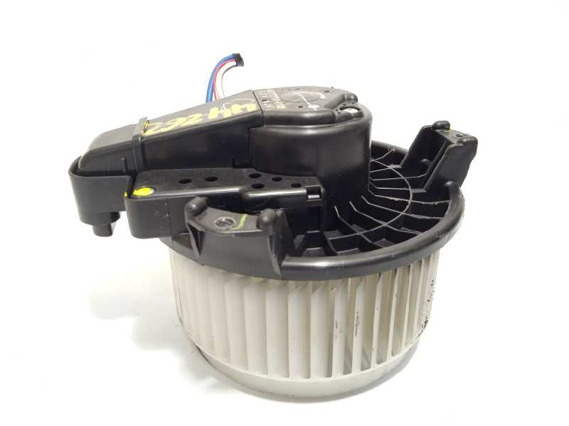 Recambio de motor calefaccion para toyota auris luna+ referencia OEM IAM 2727008103  8710302150