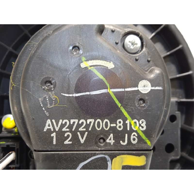 Recambio de motor calefaccion para toyota auris luna+ referencia OEM IAM 2727008103  8710302150