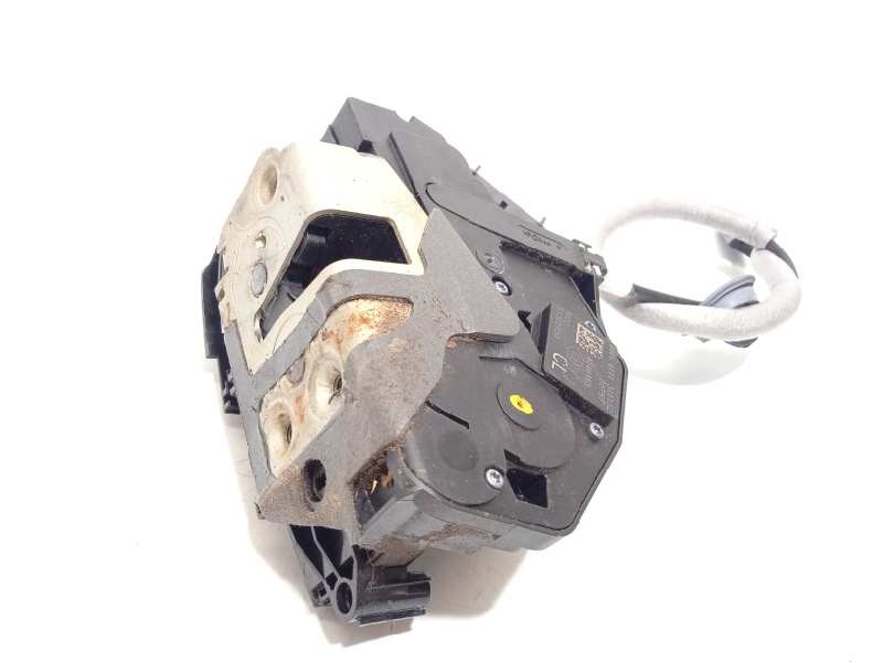 Recambio de cerradura puerta delantera derecha para volvo v60 kombi cross country momentum referencia OEM IAM 31301739  