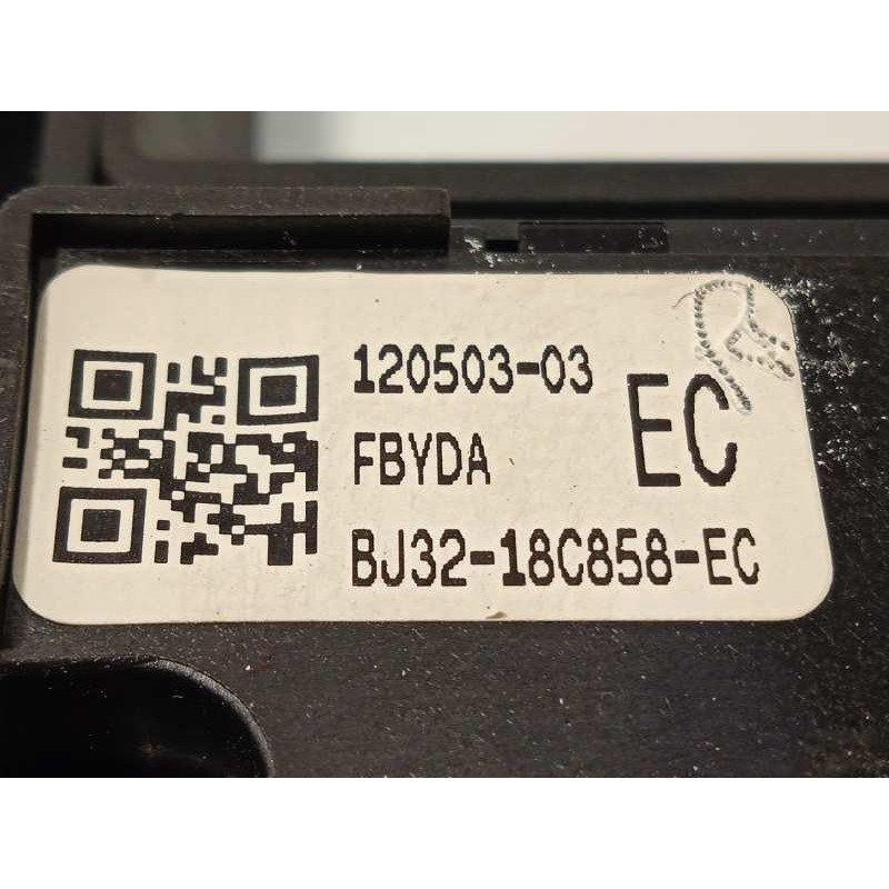 Recambio de mando multifuncion para land rover evoque pure referencia OEM IAM BJ3218C858EC  LR024253