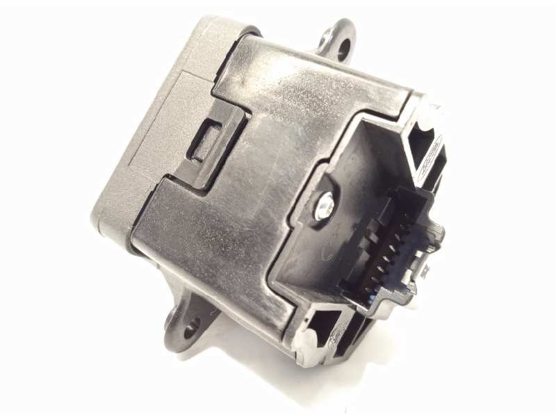 Recambio de interruptor para land rover evoque pure referencia OEM IAM BJ3214K147AD  