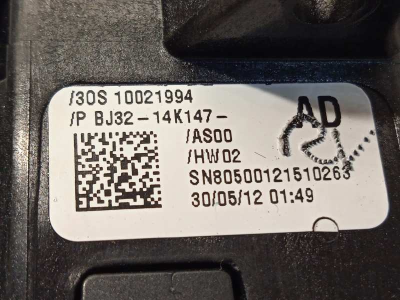 Recambio de interruptor para land rover evoque pure referencia OEM IAM BJ3214K147AD  